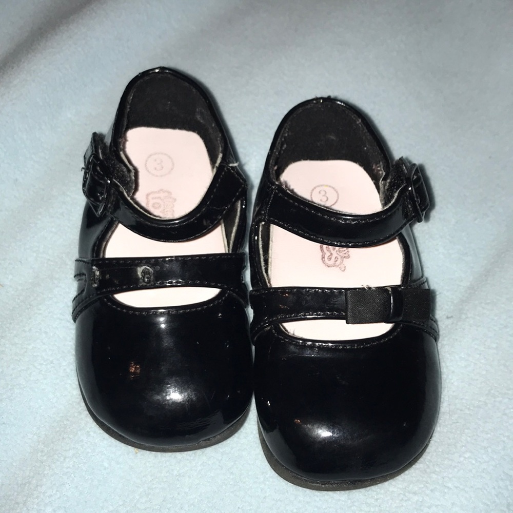 Infant shoes